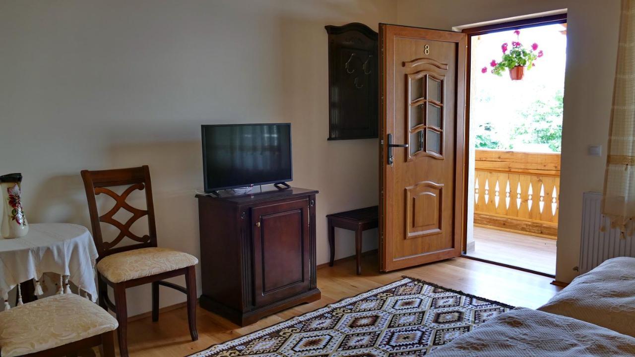 Pensiunea Valea Muntelui Birsana Exterior photo